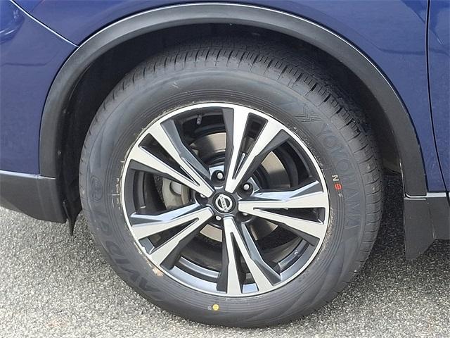 used 2017 Nissan Rogue car, priced at $10,888