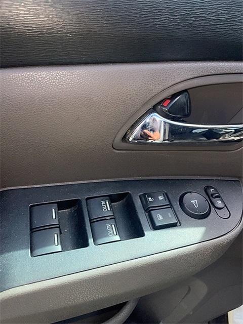 used 2015 Honda Odyssey car, priced at $13,995