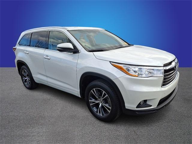 used 2016 Toyota Highlander car, priced at $19,988