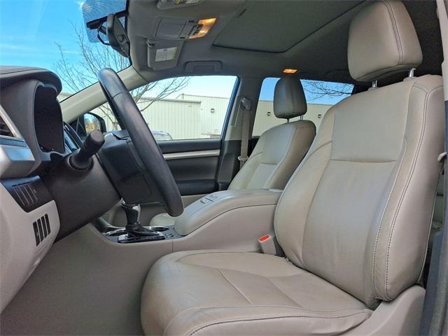 used 2016 Toyota Highlander car, priced at $19,988