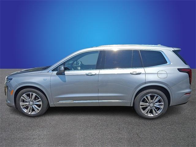 used 2025 Cadillac XT6 car, priced at $53,804