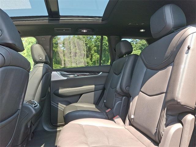 used 2025 Cadillac XT6 car, priced at $53,804