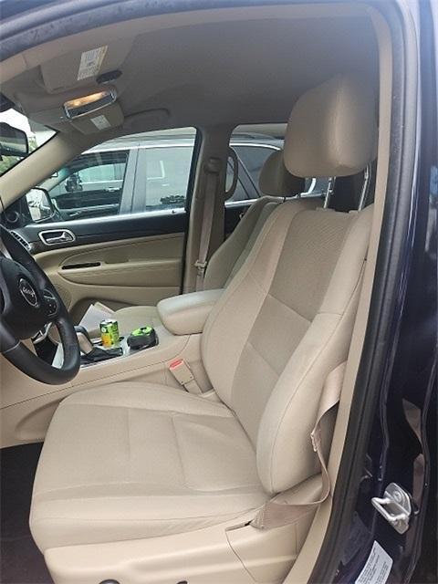 used 2016 Jeep Grand Cherokee car, priced at $14,995