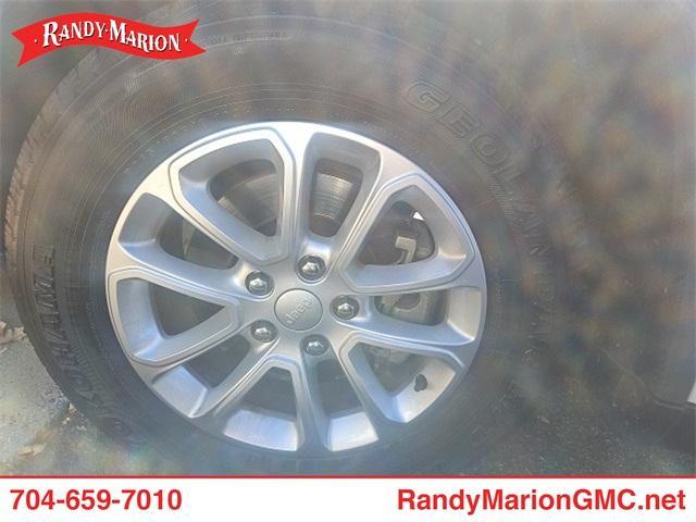 used 2021 Jeep Grand Cherokee car, priced at $21,632