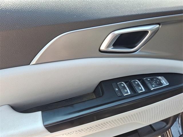 used 2023 Kia Carnival car, priced at $24,988