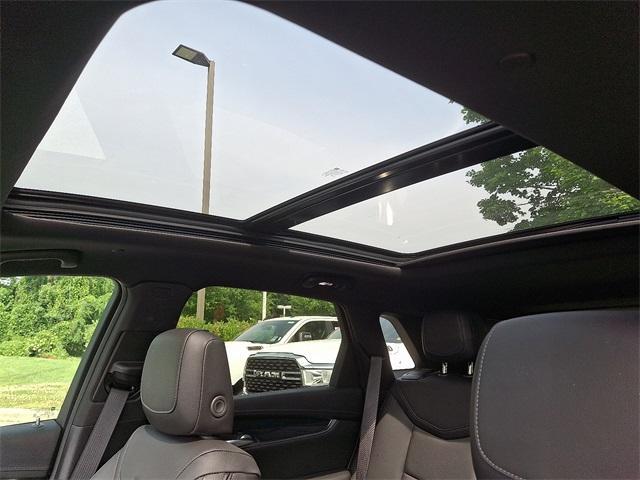 used 2024 Cadillac XT5 car, priced at $41,788