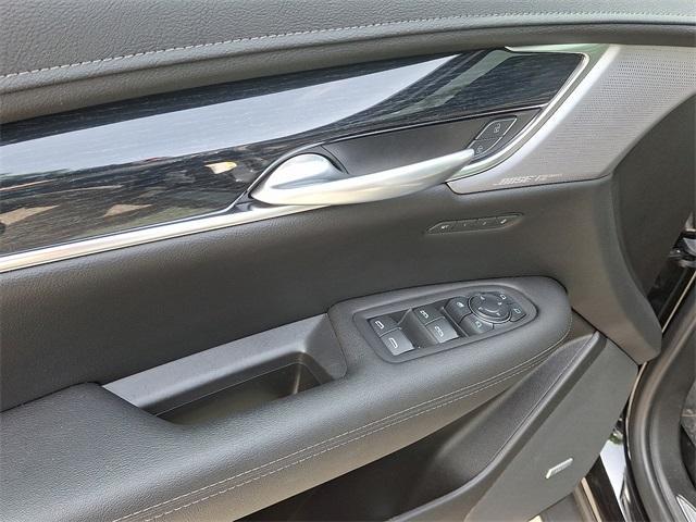 used 2024 Cadillac XT5 car, priced at $41,788