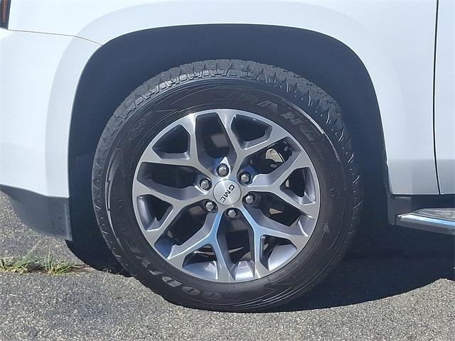 used 2019 GMC Yukon XL car, priced at $25,988