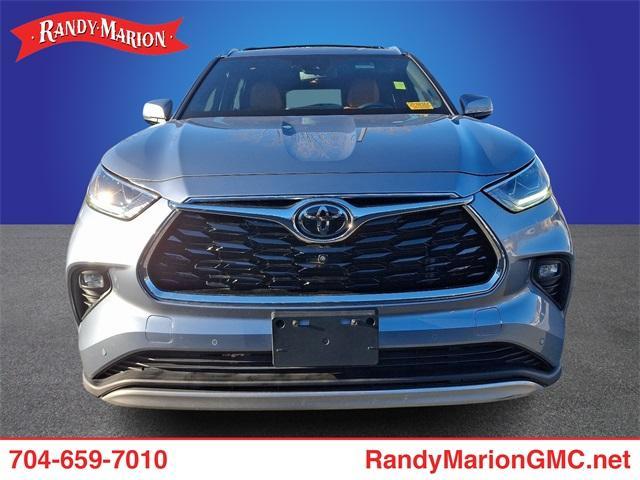 used 2021 Toyota Highlander car, priced at $36,788