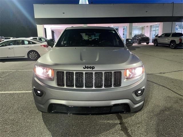 used 2015 Jeep Grand Cherokee car, priced at $12,740