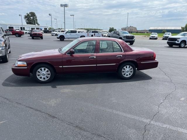 used 2005 Mercury Grand Marquis car, priced at $4,995