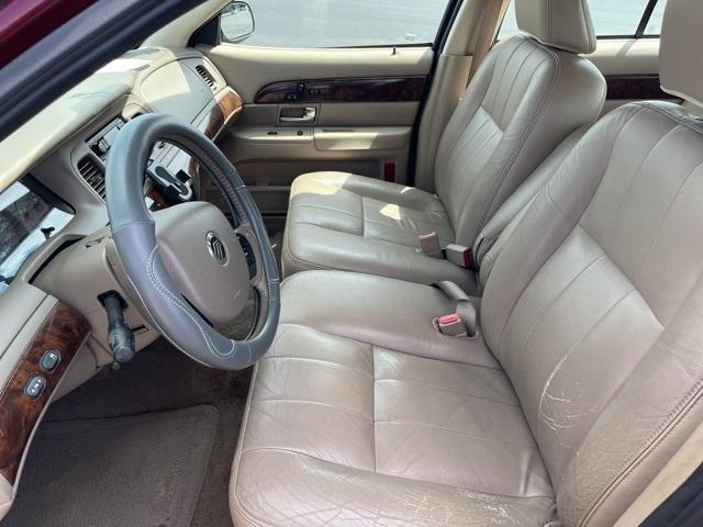 used 2005 Mercury Grand Marquis car, priced at $4,995