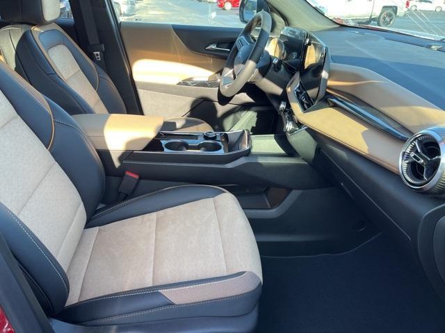 new 2025 Chevrolet Equinox car, priced at $38,335