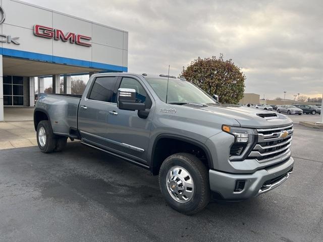 new 2025 Chevrolet Silverado 3500 car, priced at $91,775