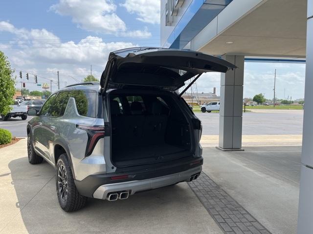 new 2025 Chevrolet Traverse car, priced at $56,095