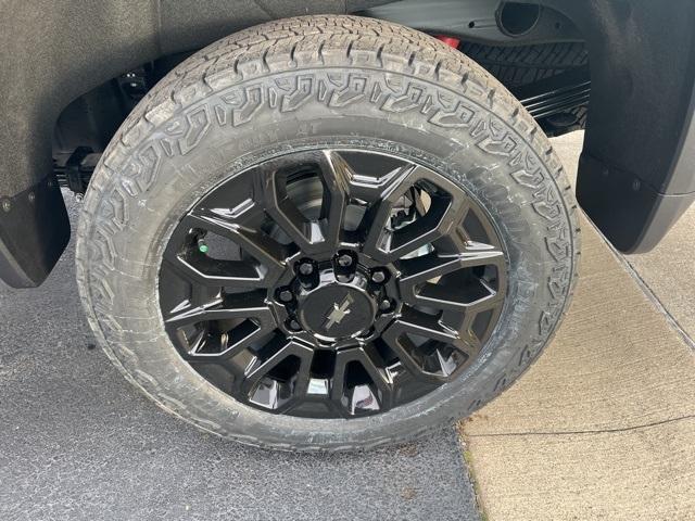 new 2025 Chevrolet Silverado 2500 car, priced at $72,065