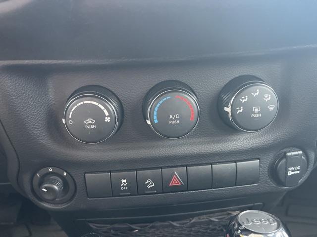used 2016 Jeep Wrangler Unlimited car, priced at $22,100