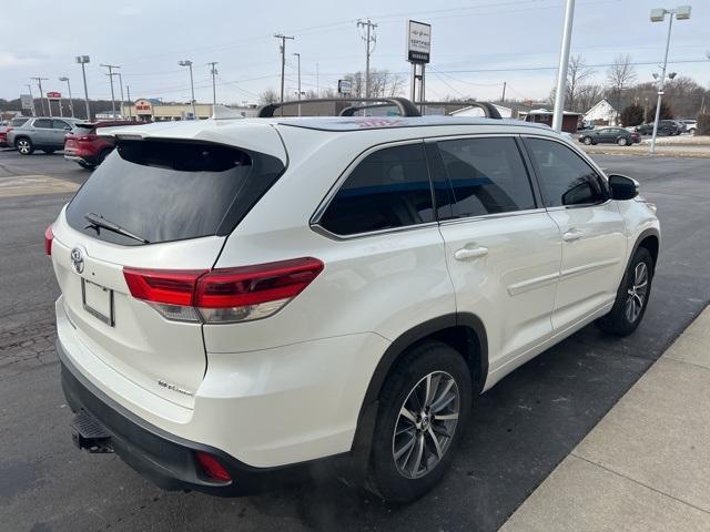 used 2018 Toyota Highlander car, priced at $24,477