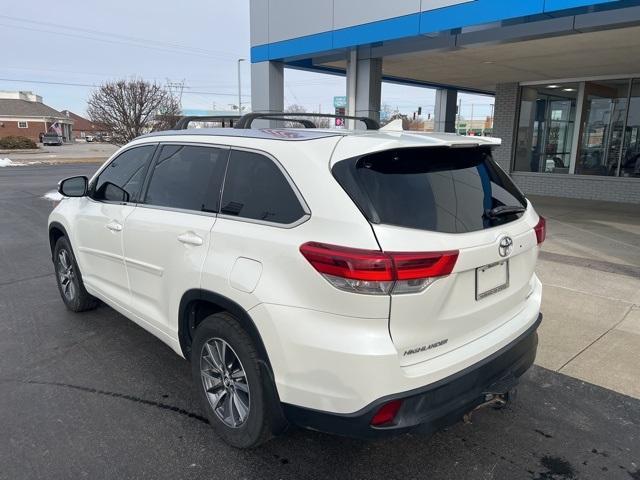 used 2018 Toyota Highlander car, priced at $24,477