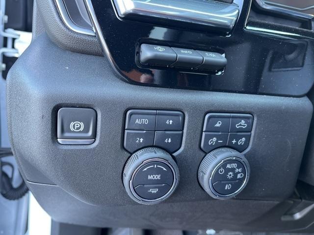 new 2025 Chevrolet Silverado 3500 car, priced at $93,555
