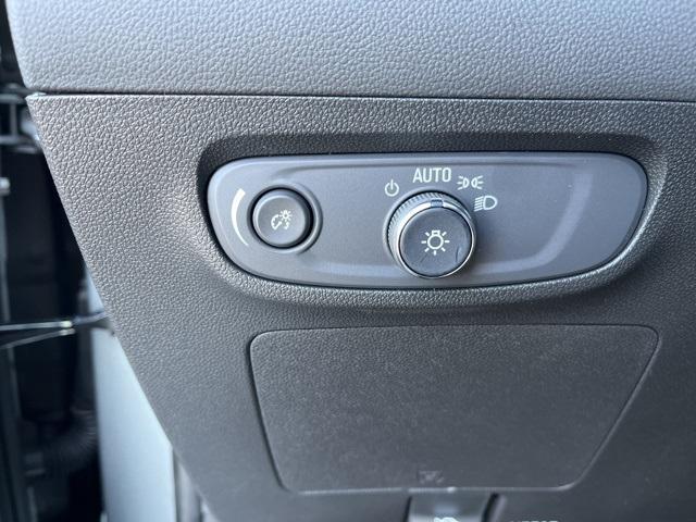 new 2025 Buick Encore GX car, priced at $32,620