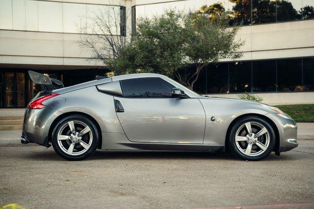 used 2009 Nissan 370Z car, priced at $19,995