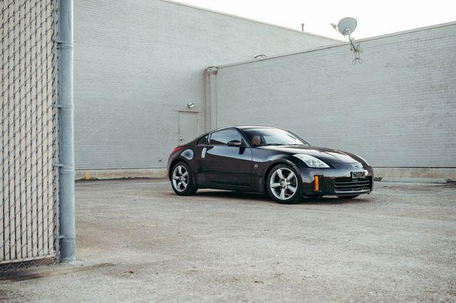 used 2006 Nissan 350Z car, priced at $15,995