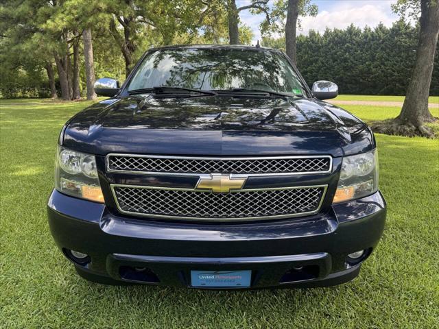 used 2007 Chevrolet Suburban car, priced at $9,700