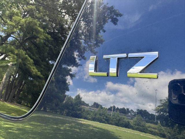 used 2007 Chevrolet Suburban car, priced at $9,700