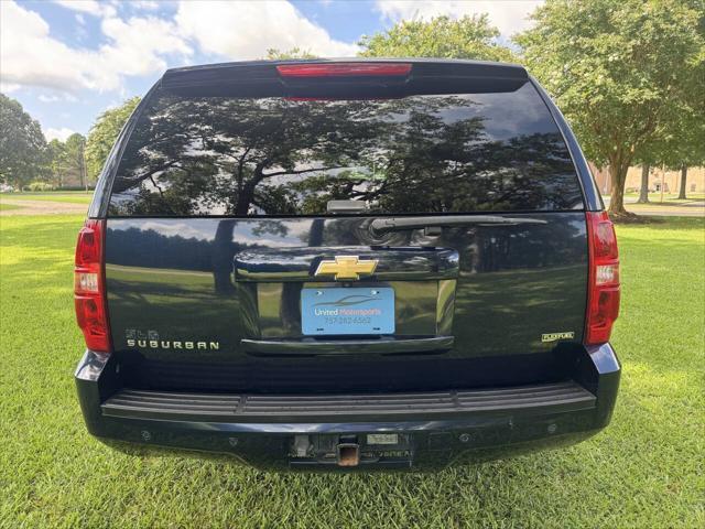 used 2007 Chevrolet Suburban car, priced at $9,700