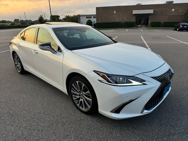 used 2020 Lexus ES 350 car, priced at $29,700