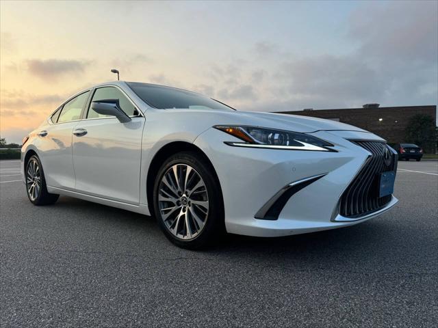 used 2020 Lexus ES 350 car, priced at $29,700