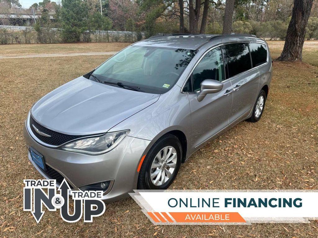 used 2017 Chrysler Pacifica car, priced at $10,700
