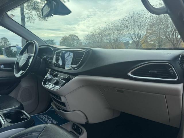 used 2017 Chrysler Pacifica car, priced at $11,500