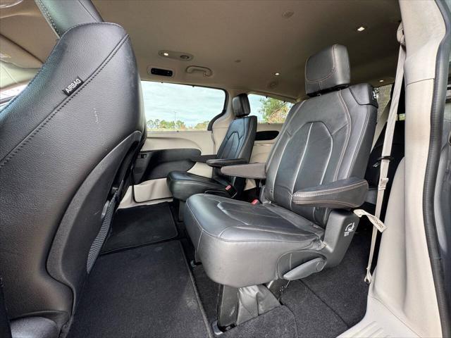 used 2017 Chrysler Pacifica car, priced at $11,700