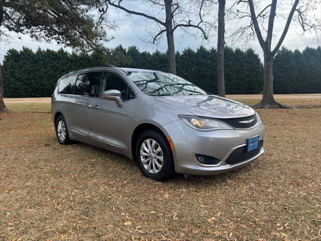 used 2017 Chrysler Pacifica car, priced at $11,700