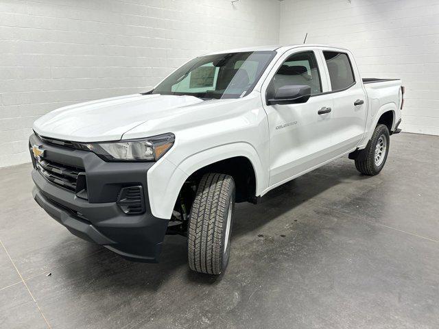 new 2024 Chevrolet Colorado car, priced at $29,500