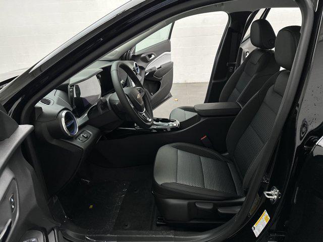 new 2025 Chevrolet Trax car, priced at $24,500