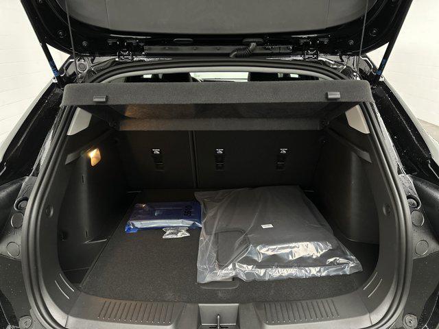 new 2025 Chevrolet Trax car, priced at $24,500