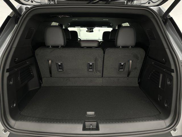 new 2025 Chevrolet Traverse car, priced at $49,500