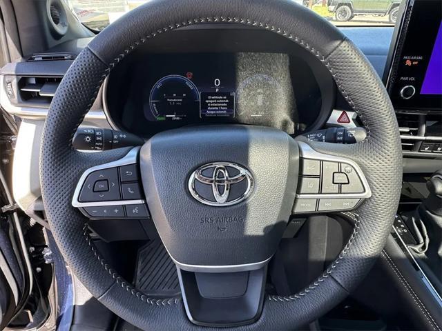 used 2025 Toyota Sienna car