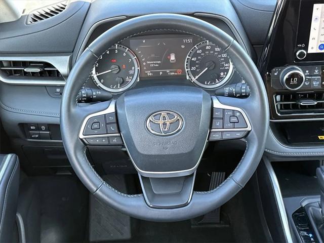 used 2024 Toyota Highlander car, priced at $40,955