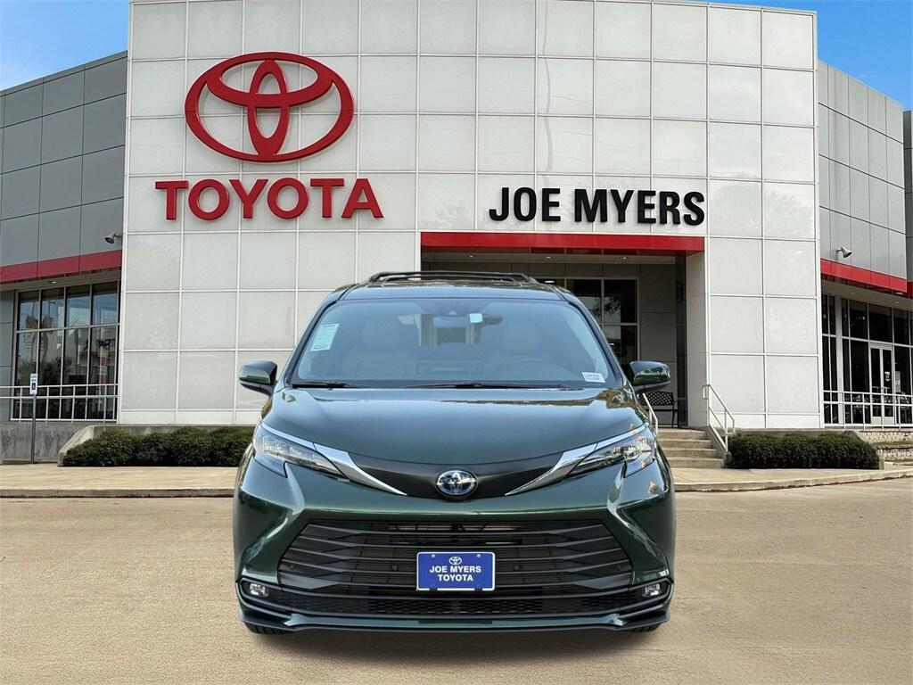 new 2025 Toyota Sienna car, priced at $49,403