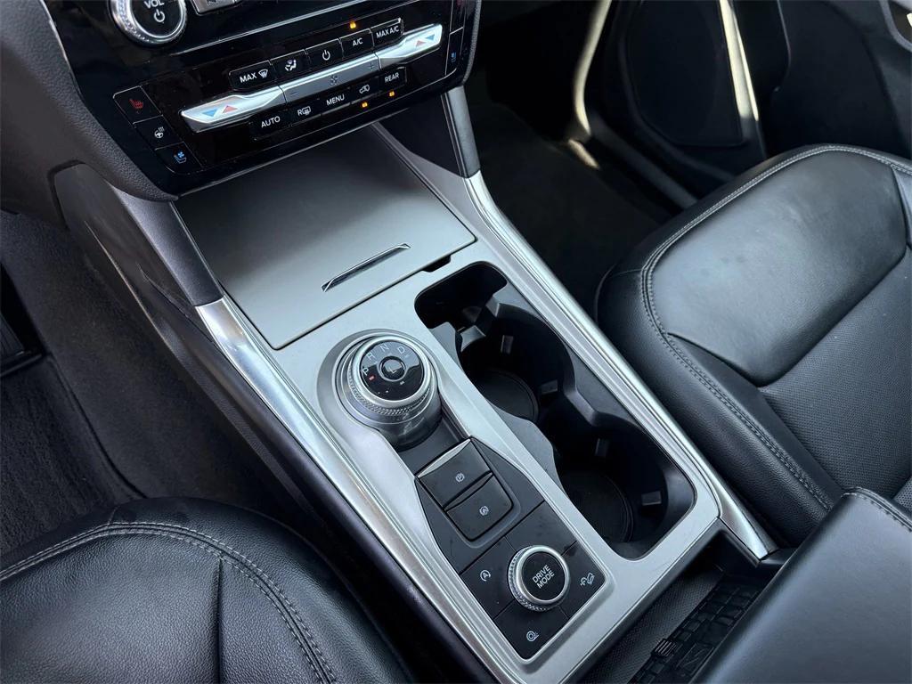 used 2024 Ford Explorer car, priced at $32,291