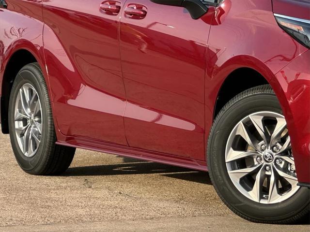 new 2025 Toyota Sienna car, priced at $45,224