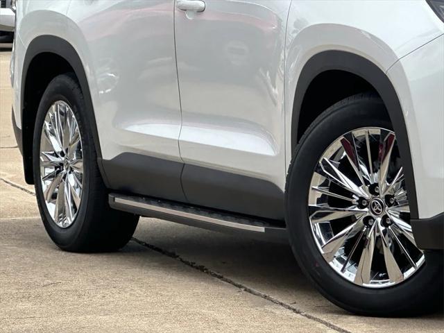 new 2025 Toyota Grand Highlander car, priced at $59,498