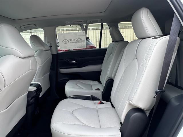 new 2025 Toyota Grand Highlander car, priced at $59,498