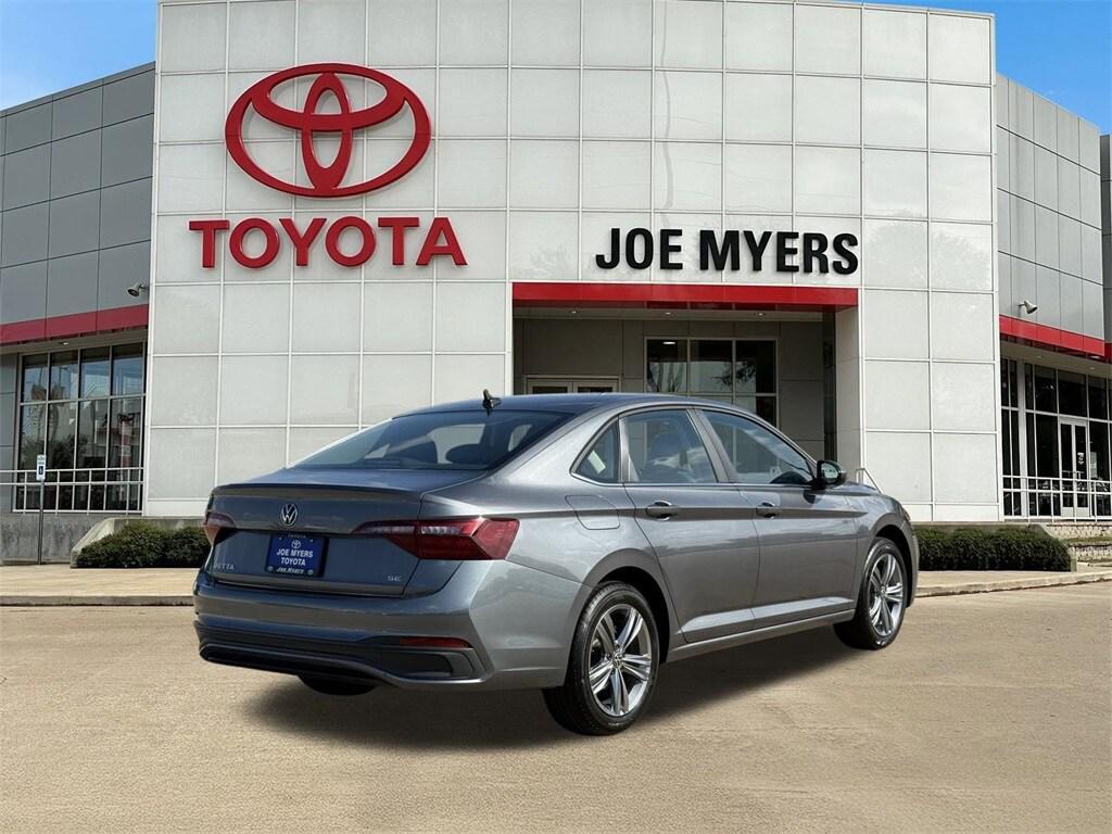 used 2024 Volkswagen Jetta car, priced at $20,491