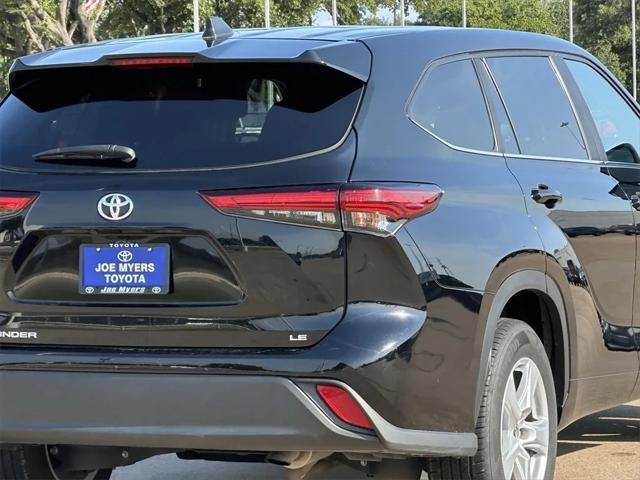 used 2023 Toyota Highlander car, priced at $32,999
