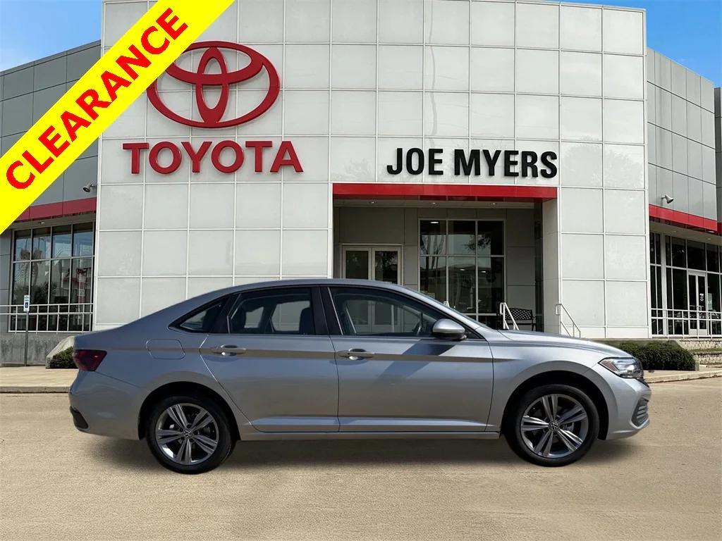 used 2024 Volkswagen Jetta car, priced at $18,991